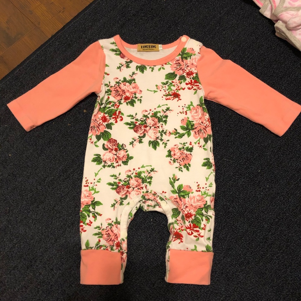 Baby girl floral one piece outfit